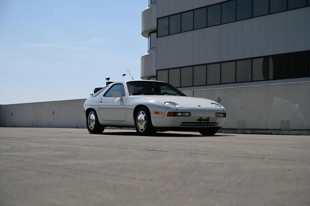 1989 Porsche 928 S4 - Image 21 of 31