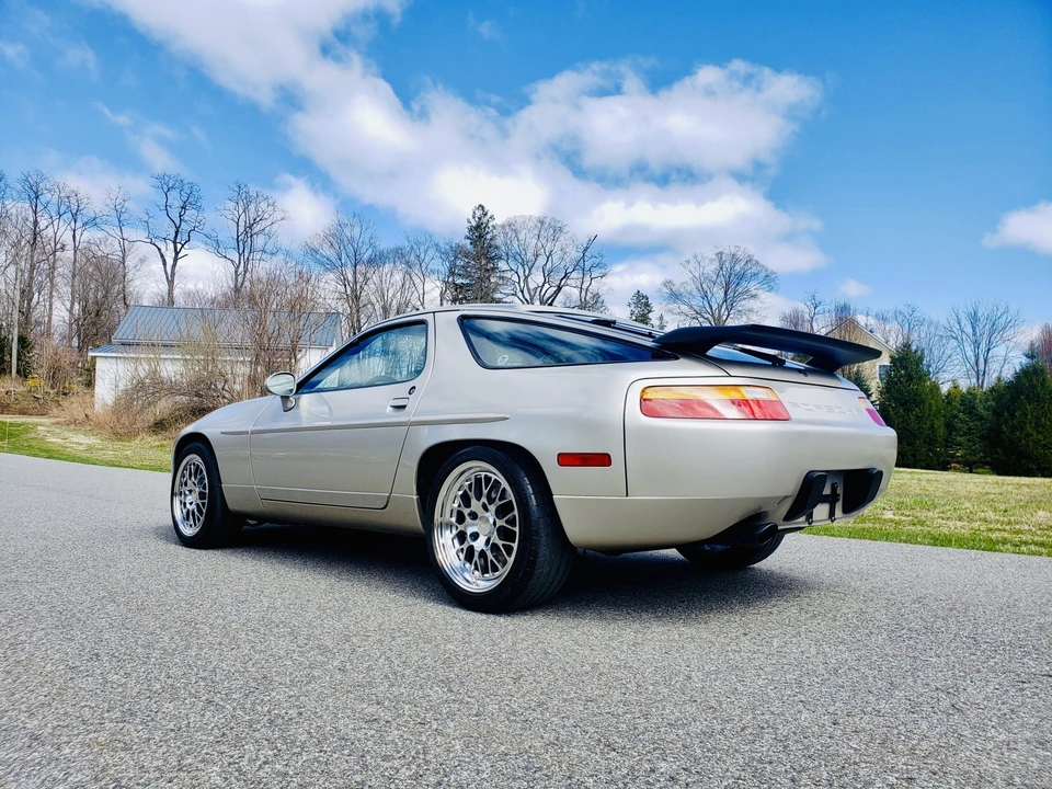 1989 Porsche 928 S4 - Image 25 of 31