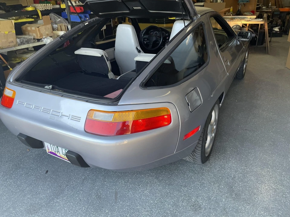 1989 Porsche 928 S4 - Image 30 of 31