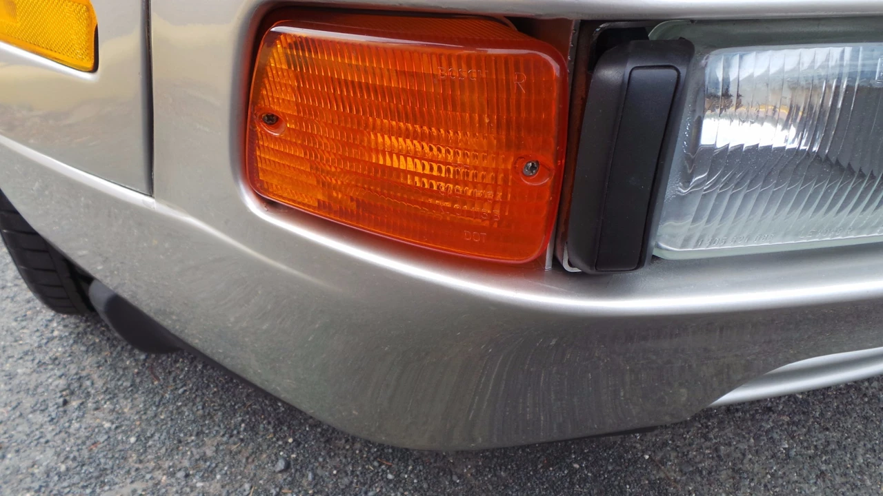 1989 Porsche 928 S4 - Image 17 of 31