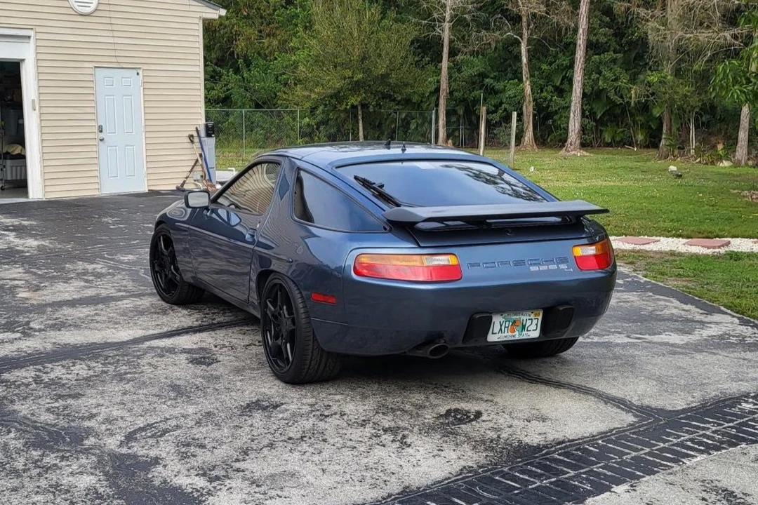 1989 Porsche 928 S4 - Image 10 of 31