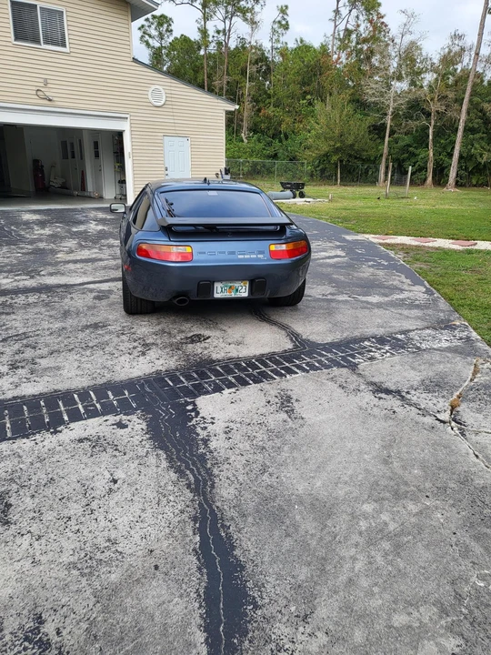 1989 Porsche 928 S4 - Image 11 of 31