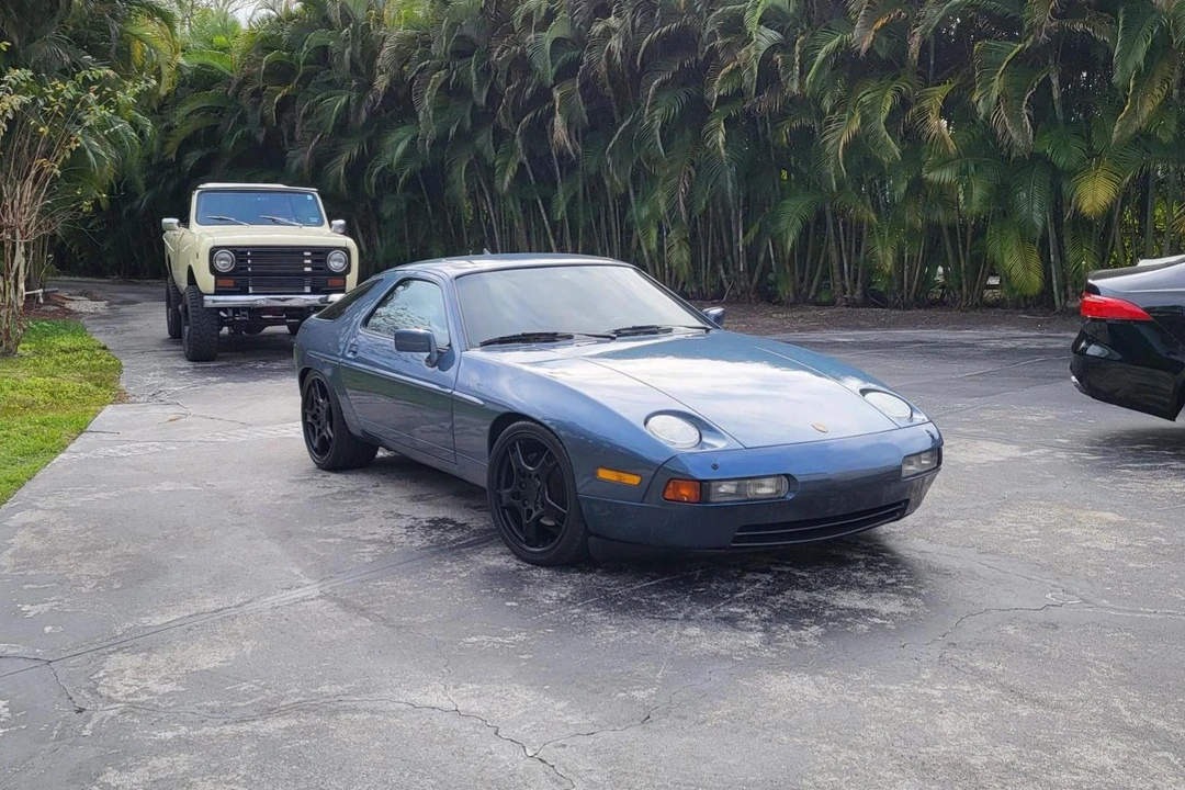 1989 Porsche 928 S4 - Image 16 of 31