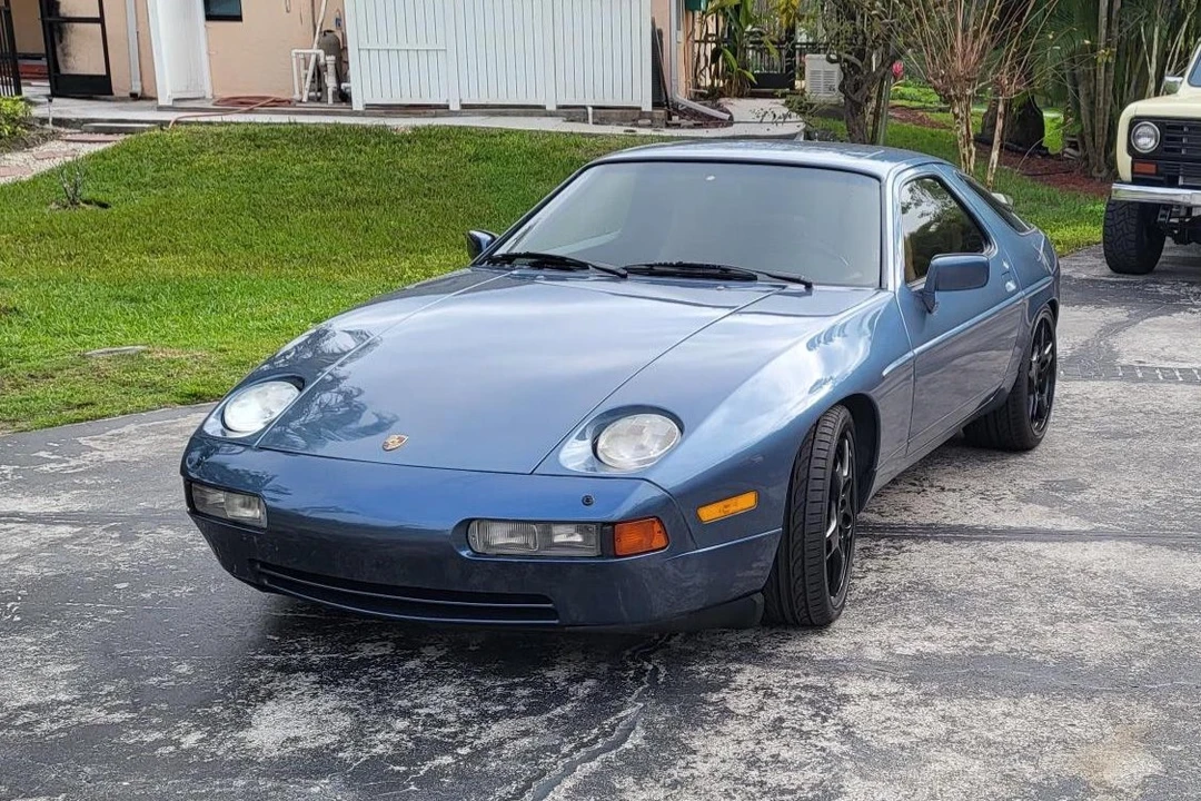1989 Porsche 928 S4 - Image 9 of 31