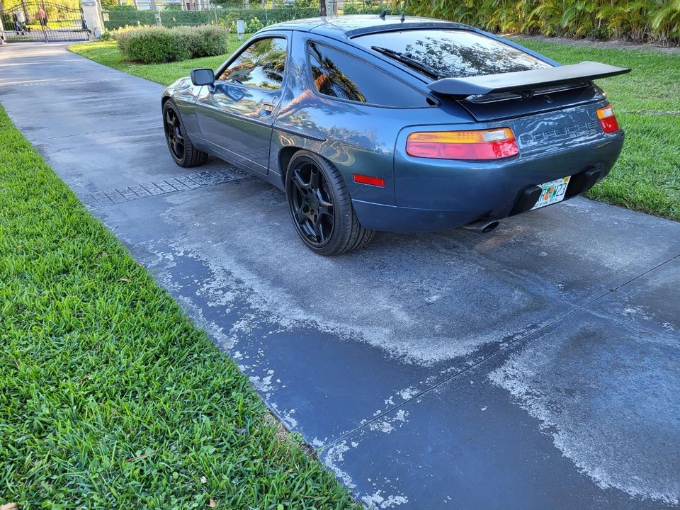 1989 Porsche 928 S4 - Image 4 of 31