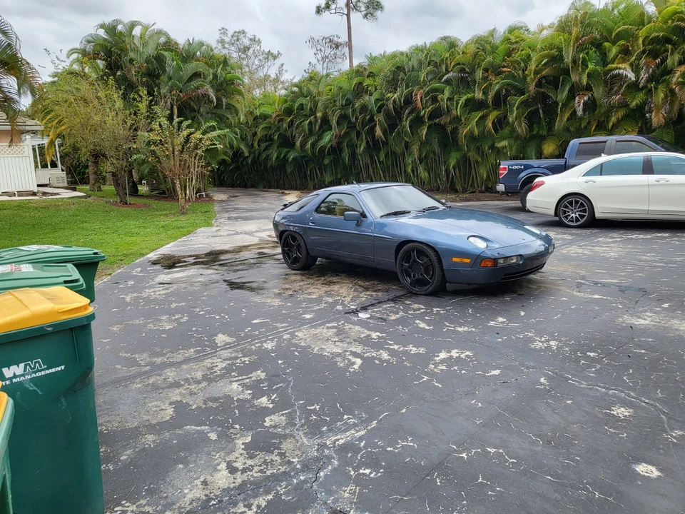 1989 Porsche 928 S4 - Image 14 of 31