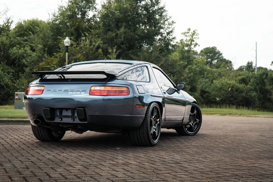 1989 Porsche 928 S4 - Image 11 of 31