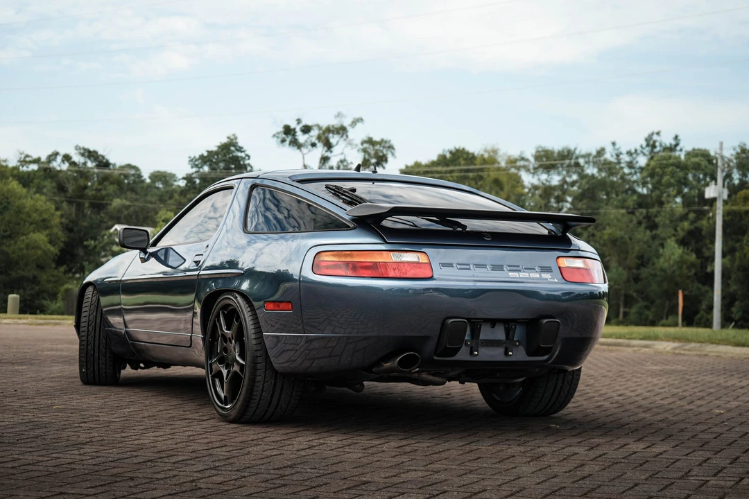 1989 Porsche 928 S4 - Image 8 of 31
