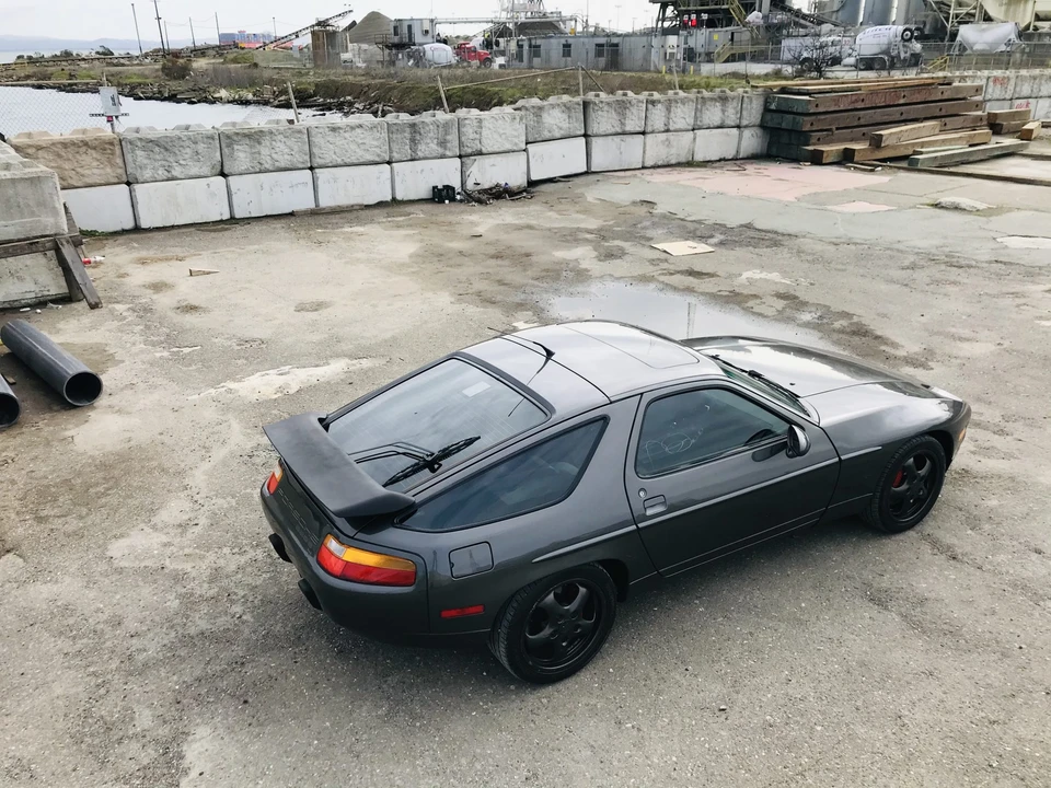 1989 Porsche 928 S4 - Image 15 of 31