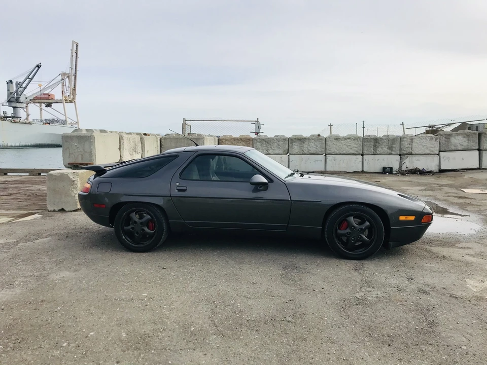 1989 Porsche 928 S4 - Image 13 of 31