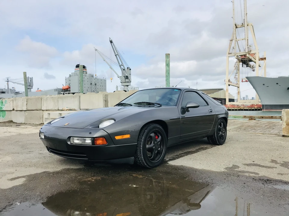 1989 Porsche 928 S4 - Image 2 of 31