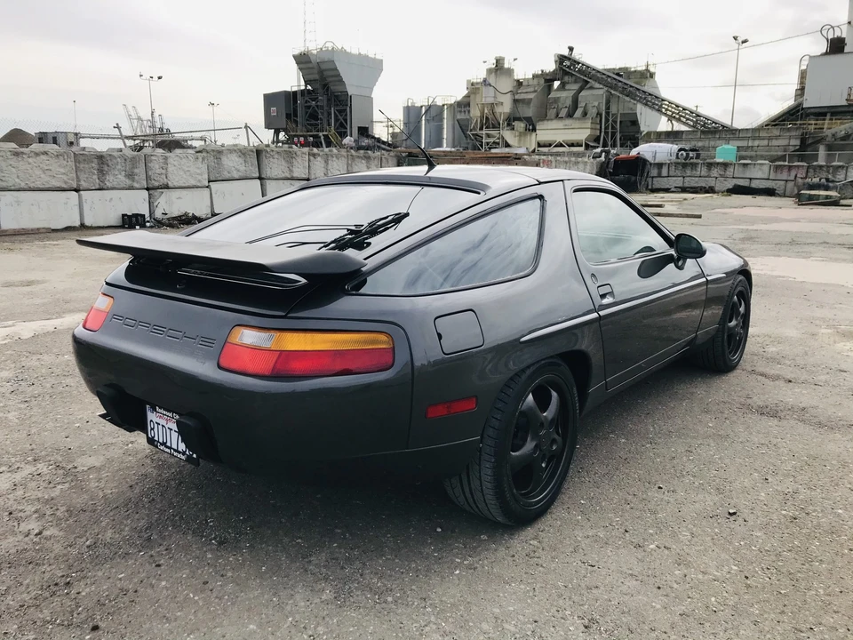 1989 Porsche 928 S4 - Image 19 of 31