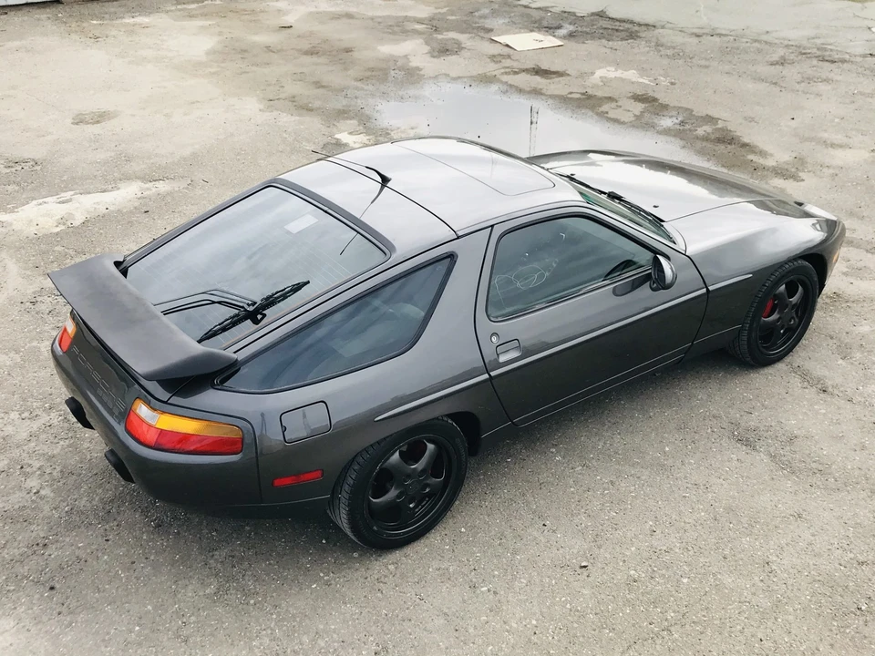 1989 Porsche 928 S4 - Image 17 of 31