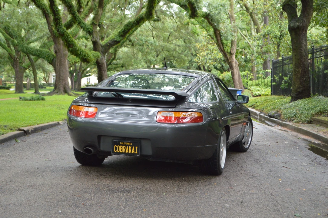 1989 Porsche 928 S4 - Image 23 of 31