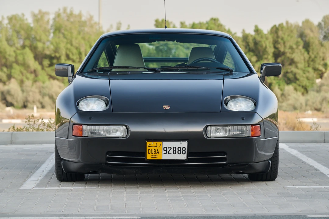 1989 Porsche 928 S4 - Image 2 of 31