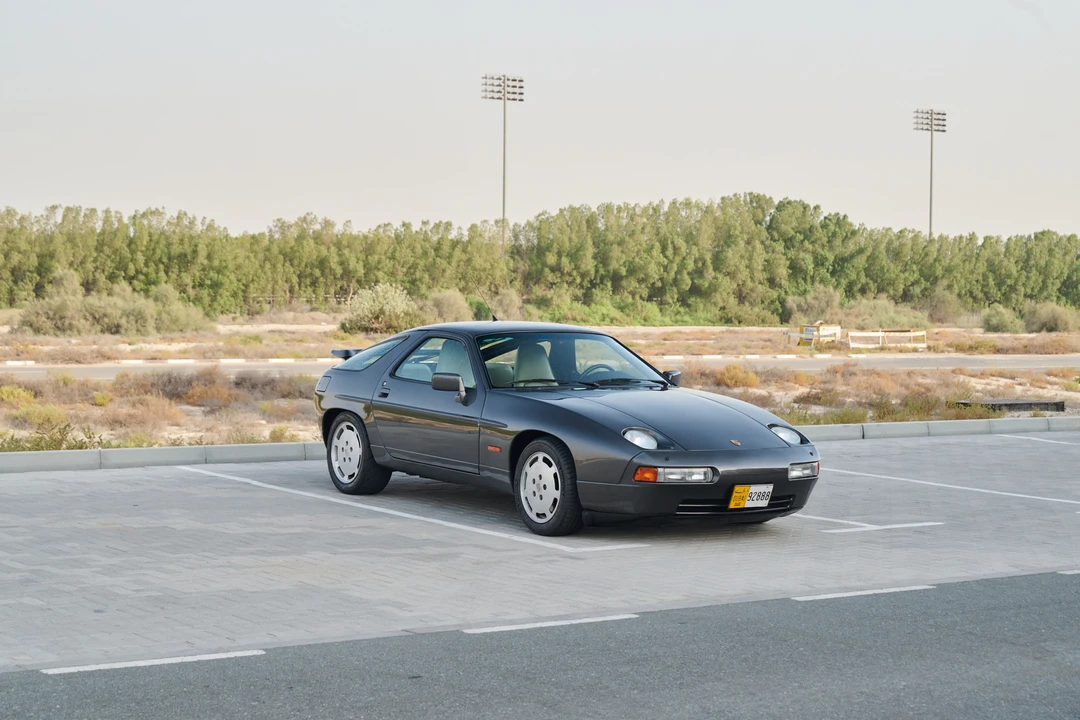 1989 Porsche 928 S4 - Image 27 of 31
