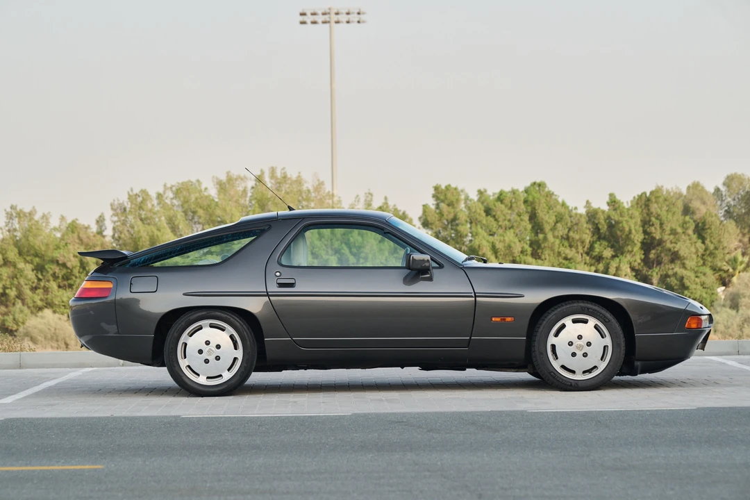 1989 Porsche 928 S4 - Image 4 of 31