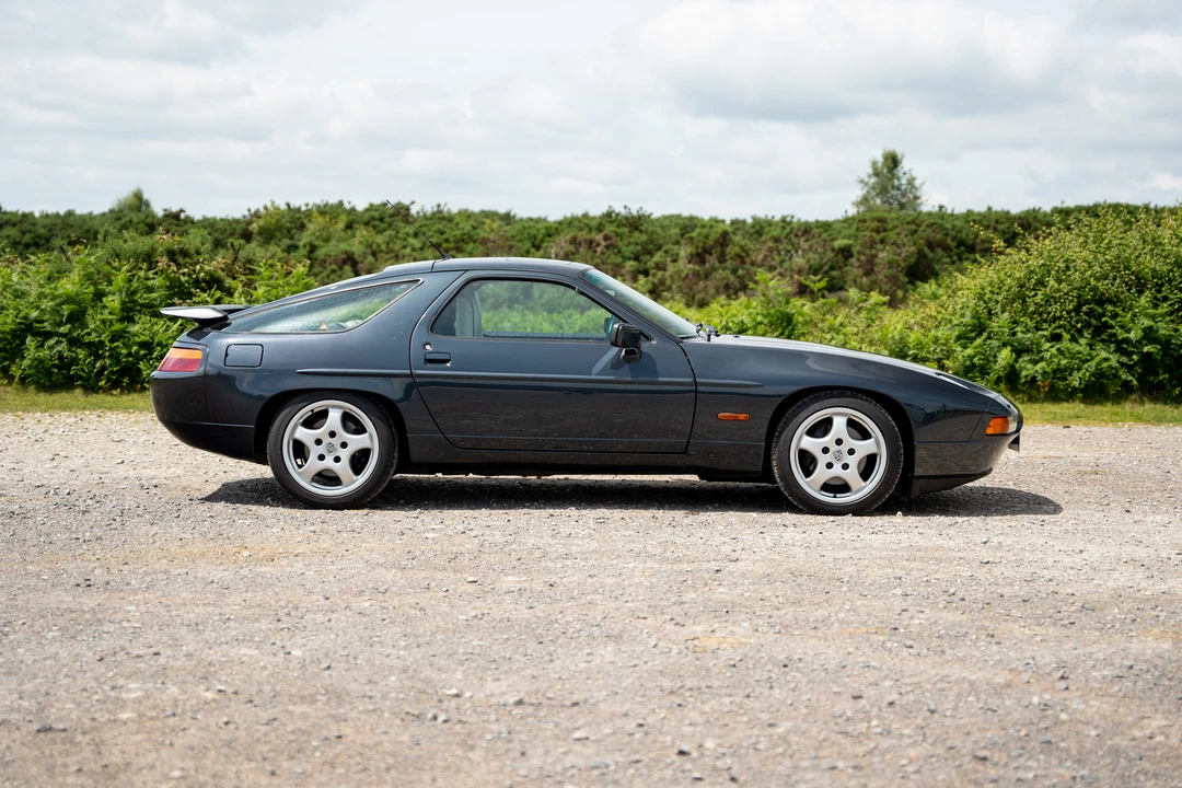 1989 Porsche 928 S4 - Image 8 of 31