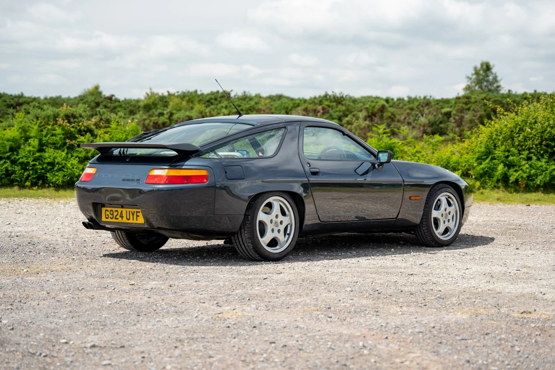 1989 Porsche 928 S4 - Image 15 of 31