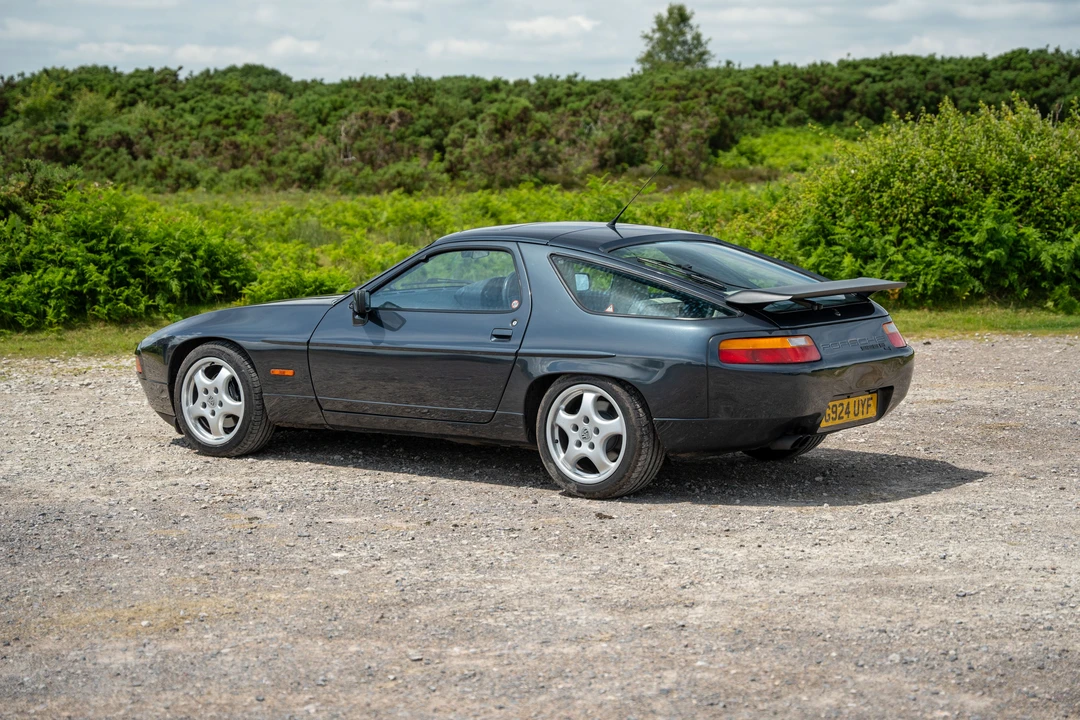 1989 Porsche 928 S4 - Image 13 of 31