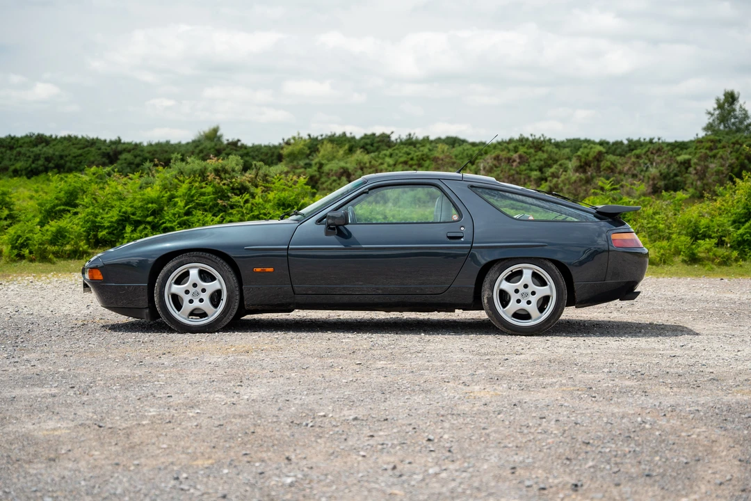 1989 Porsche 928 S4 - Image 12 of 31