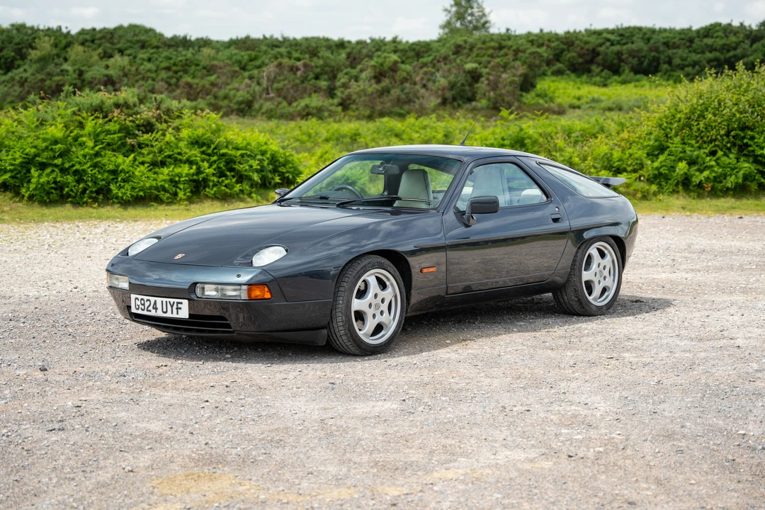 1989 Porsche 928 S4 - Image 11 of 31