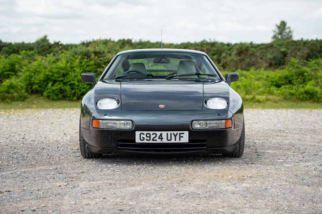 1989 Porsche 928 S4 - Image 2 of 31