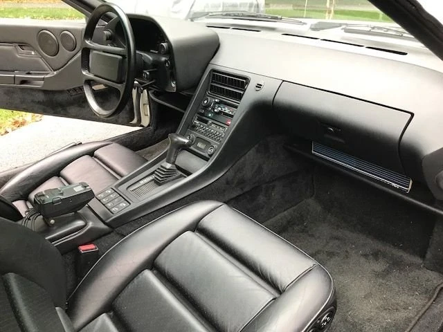 1989 Porsche 928 S4 - Image 19 of 25