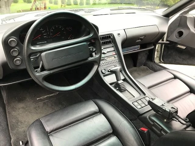 1989 Porsche 928 S4 - Image 10 of 25