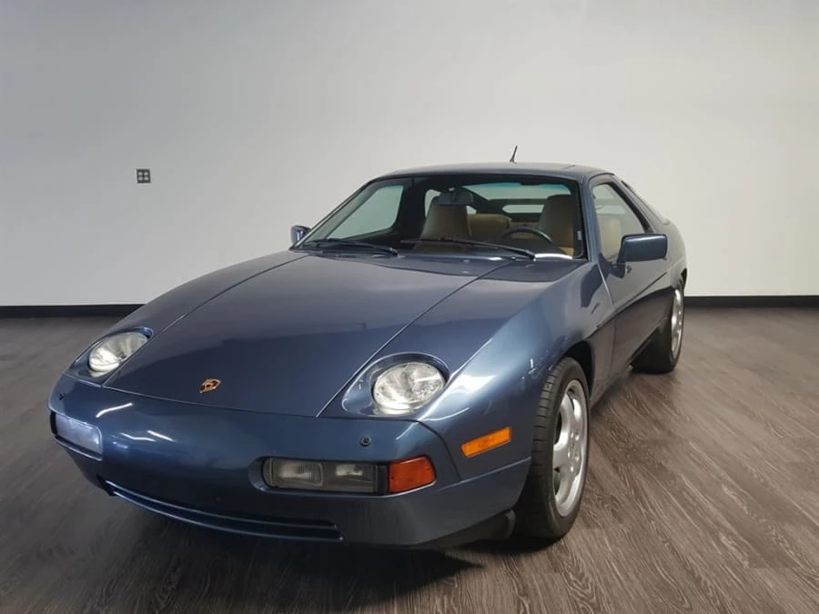 1989 Porsche 928 - Image 10 of 12