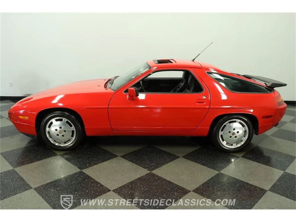 1989 Porsche 928 S4 - Image 2 of 31