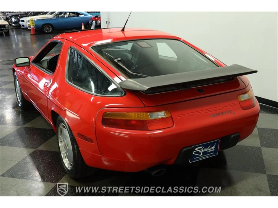 1989 Porsche 928 S4 - Image 8 of 31