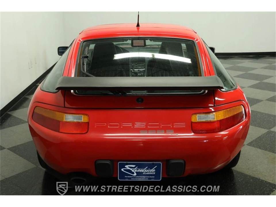1989 Porsche 928 S4 - Image 9 of 31