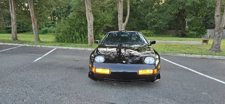1989 Porsche 928 S4 - Image 8 of 20