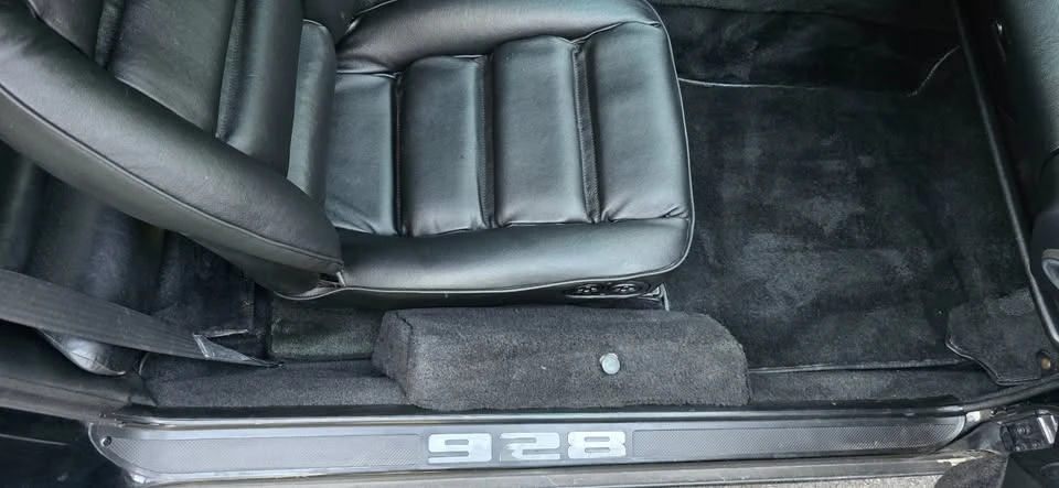 1989 Porsche 928 S4 - Image 17 of 20