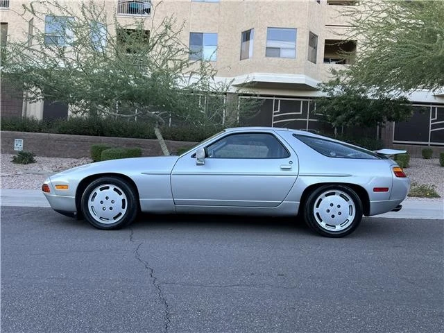 1989 Porsche 928 S4 - Image 5 of 21