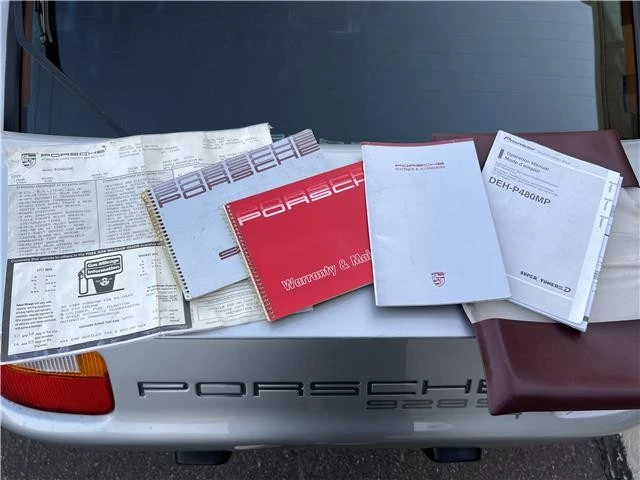 1989 Porsche 928 S4 - Image 9 of 21