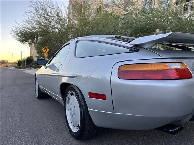 1989 Porsche 928 S4 - Image 20 of 21