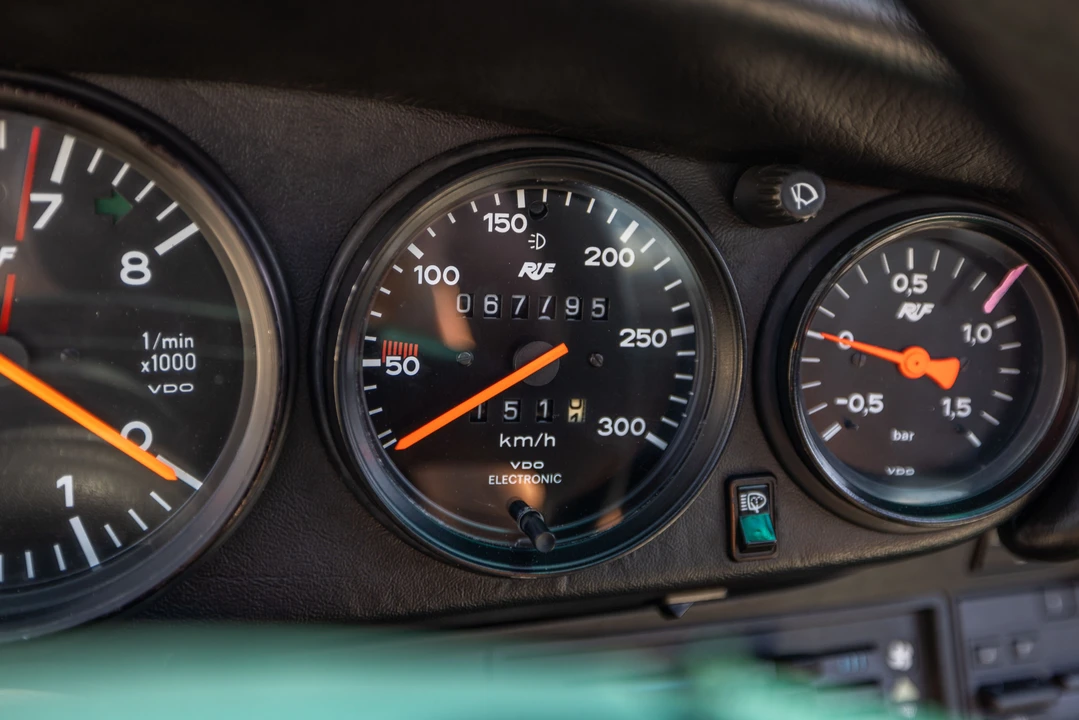 1989 Porsche 930 Turbo - Image 8 of 31