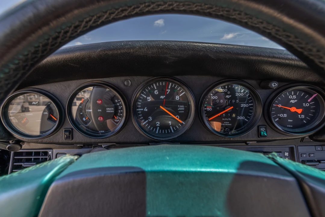 1989 Porsche 930 Turbo - Image 12 of 31