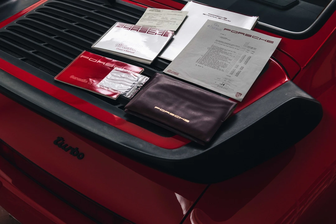 1989 Porsche - Image 8 of 31
