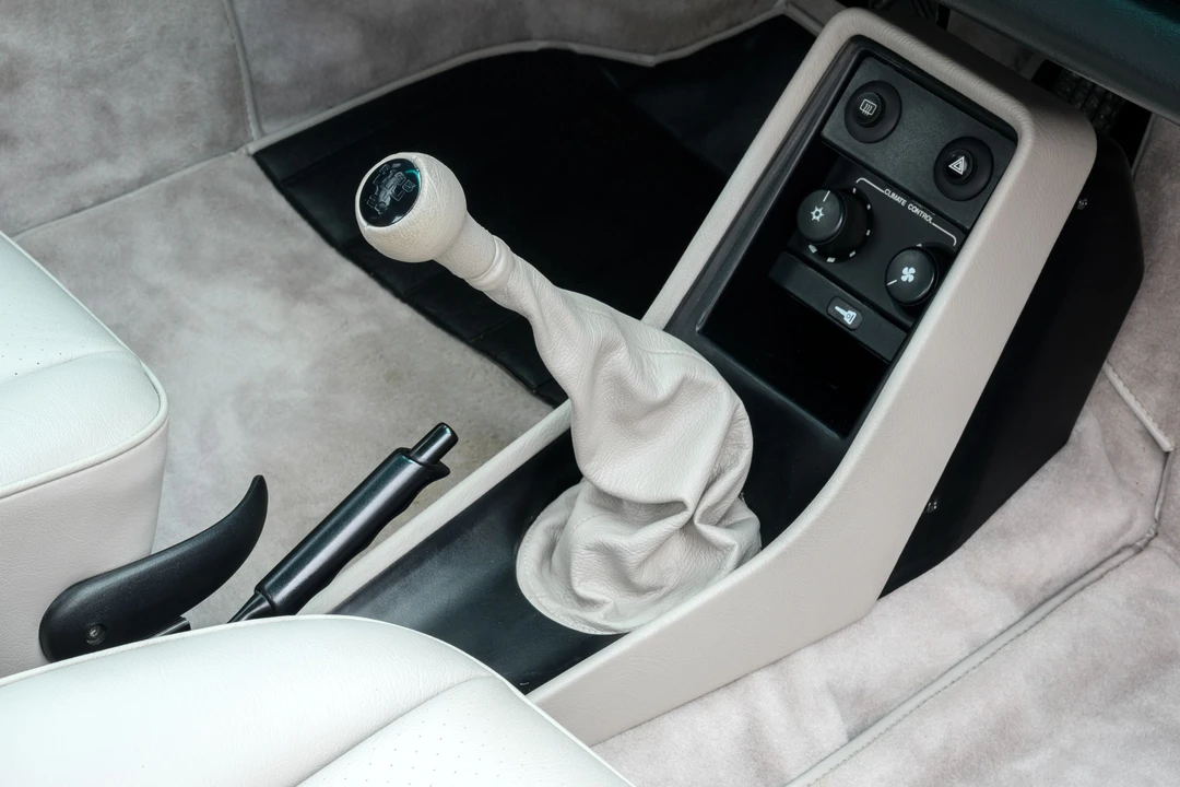 1989 Porsche 930 Turbo - Image 11 of 31