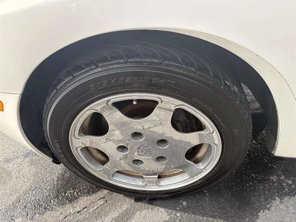 1989 Porsche 944 S2 - Image 15 of 31