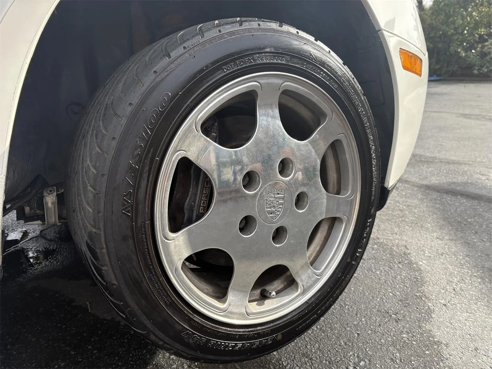 1989 Porsche 944 S2 - Image 29 of 31