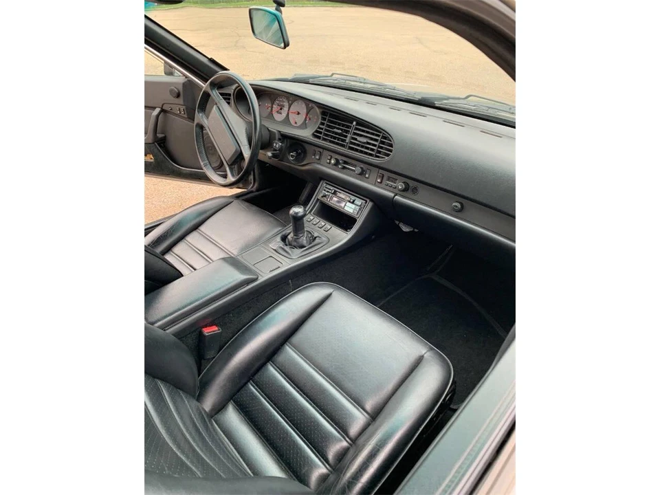 1989 Porsche 944 S2 - Image 7 of 11
