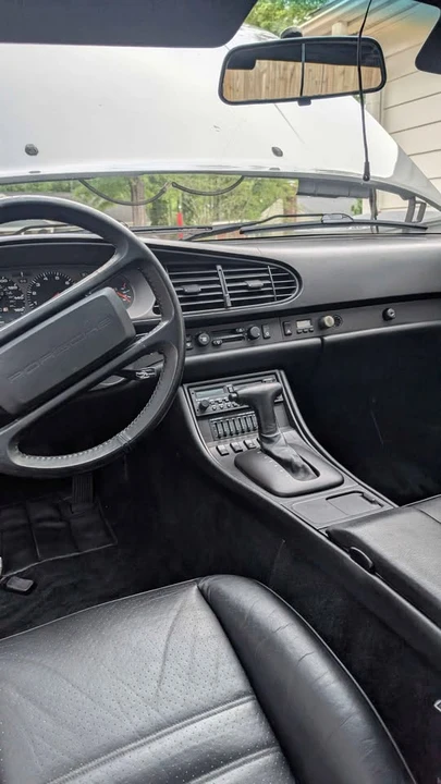 1989 Porsche 944 - Image 8 of 9