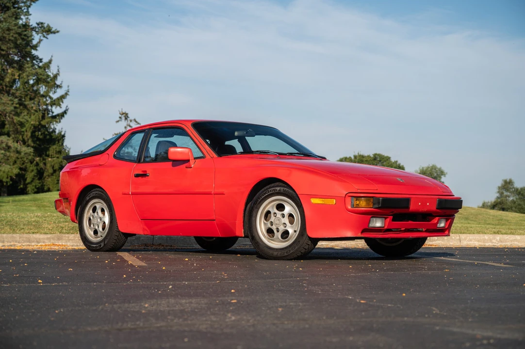 1989 Porsche 944 - Image 2 of 31