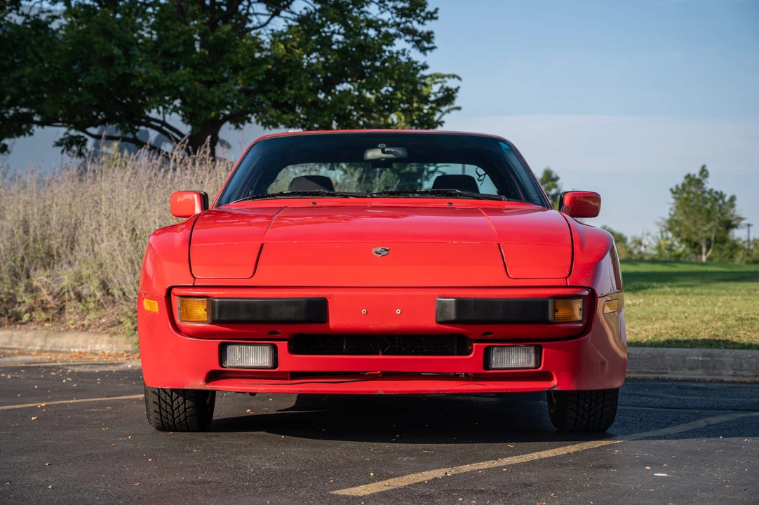 1989 Porsche 944 - Image 10 of 31