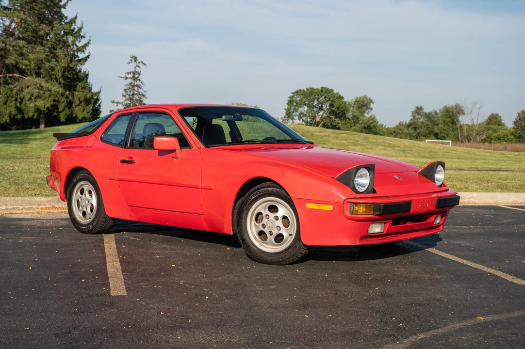 1989 Porsche 944 - Image 4 of 31