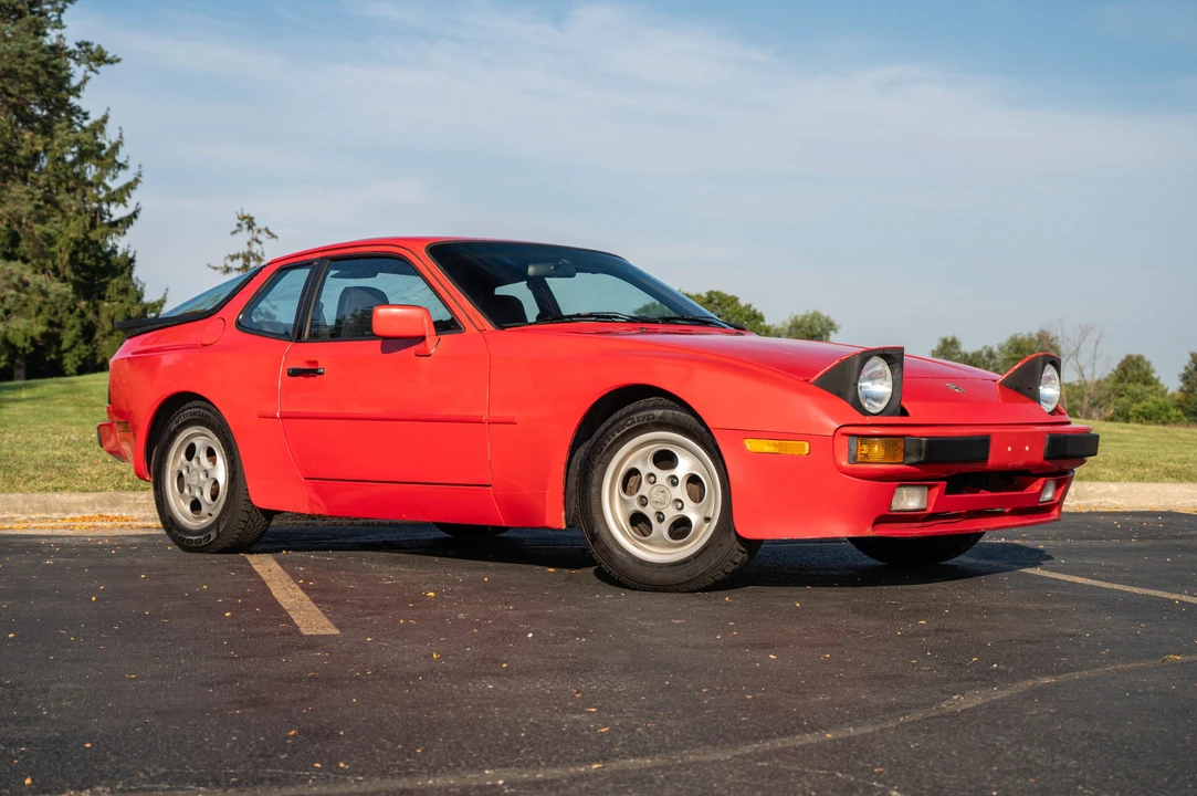 1989 Porsche 944 - Image 5 of 31